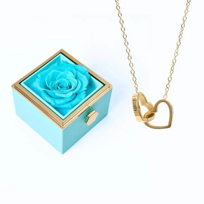Roses Éternelles & Collier Personnalisé