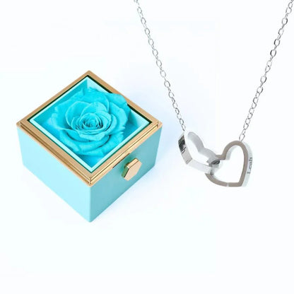 Roses Éternelles & Collier Personnalisé
