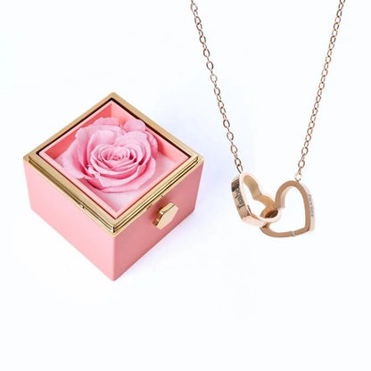Roses Éternelles & Collier Personnalisé
